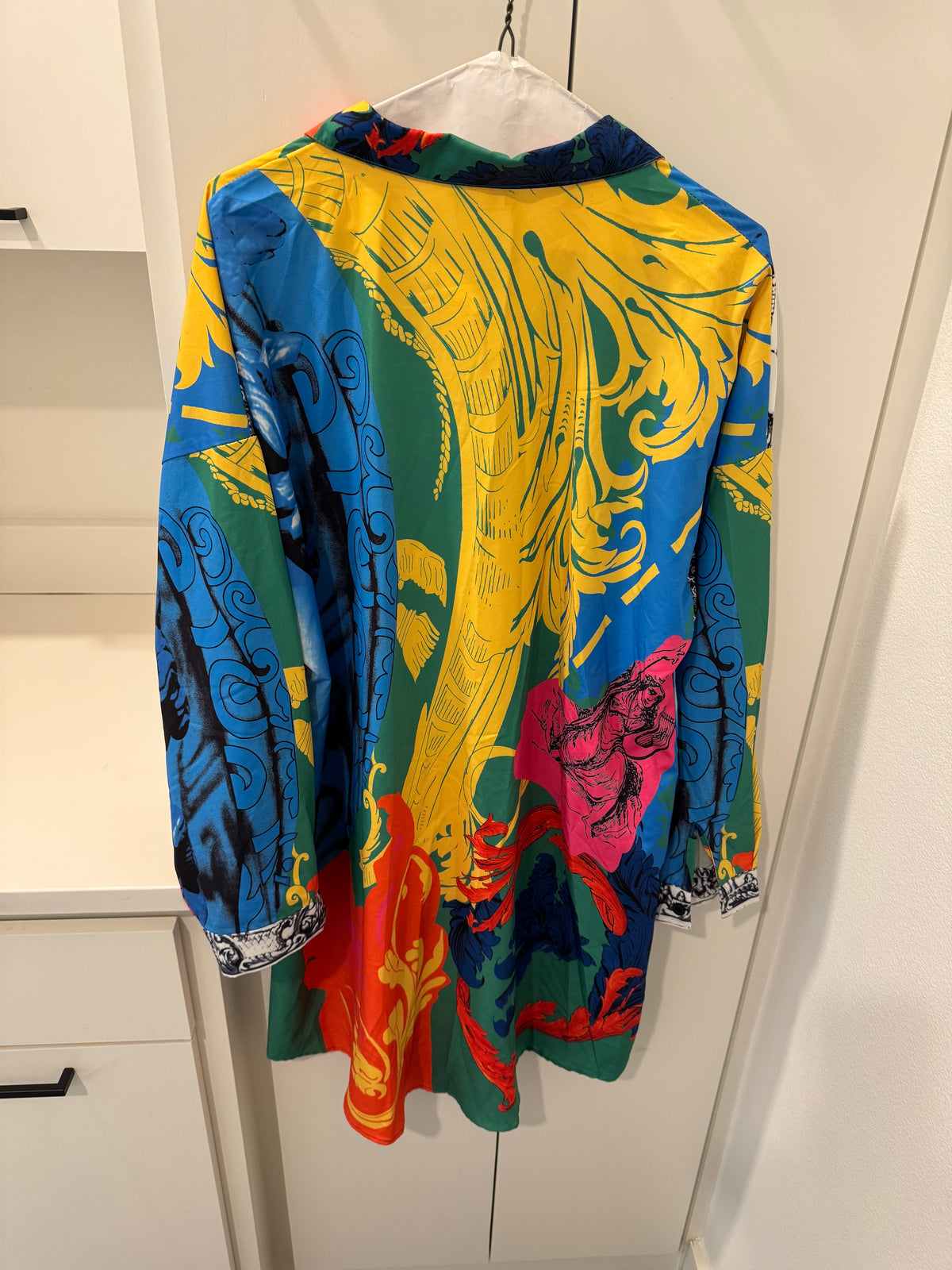 Colorful Baroque Print Blouse